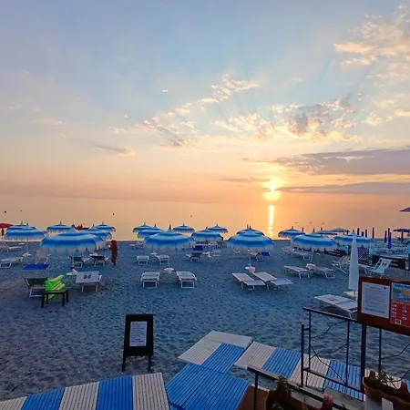 Frühstückspension Dimora Riente Luxury Diamante