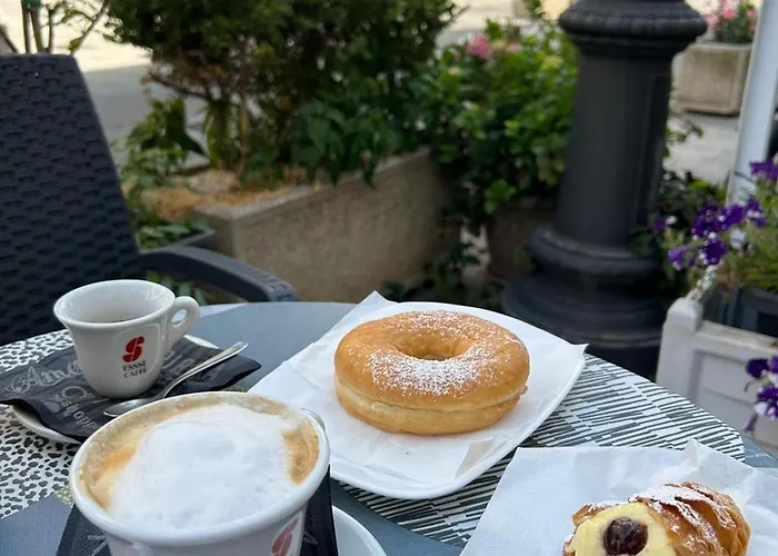 Dimora Riente Luxury Alojamento de Acomodação e Pequeno-almoço 4*